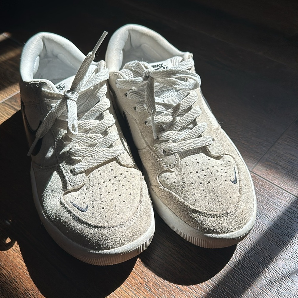 Nike SB Force 58
